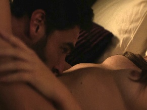 LILI REINHART NUDE/SEXY SCENE IN THE LOVE HYPOTHESIS