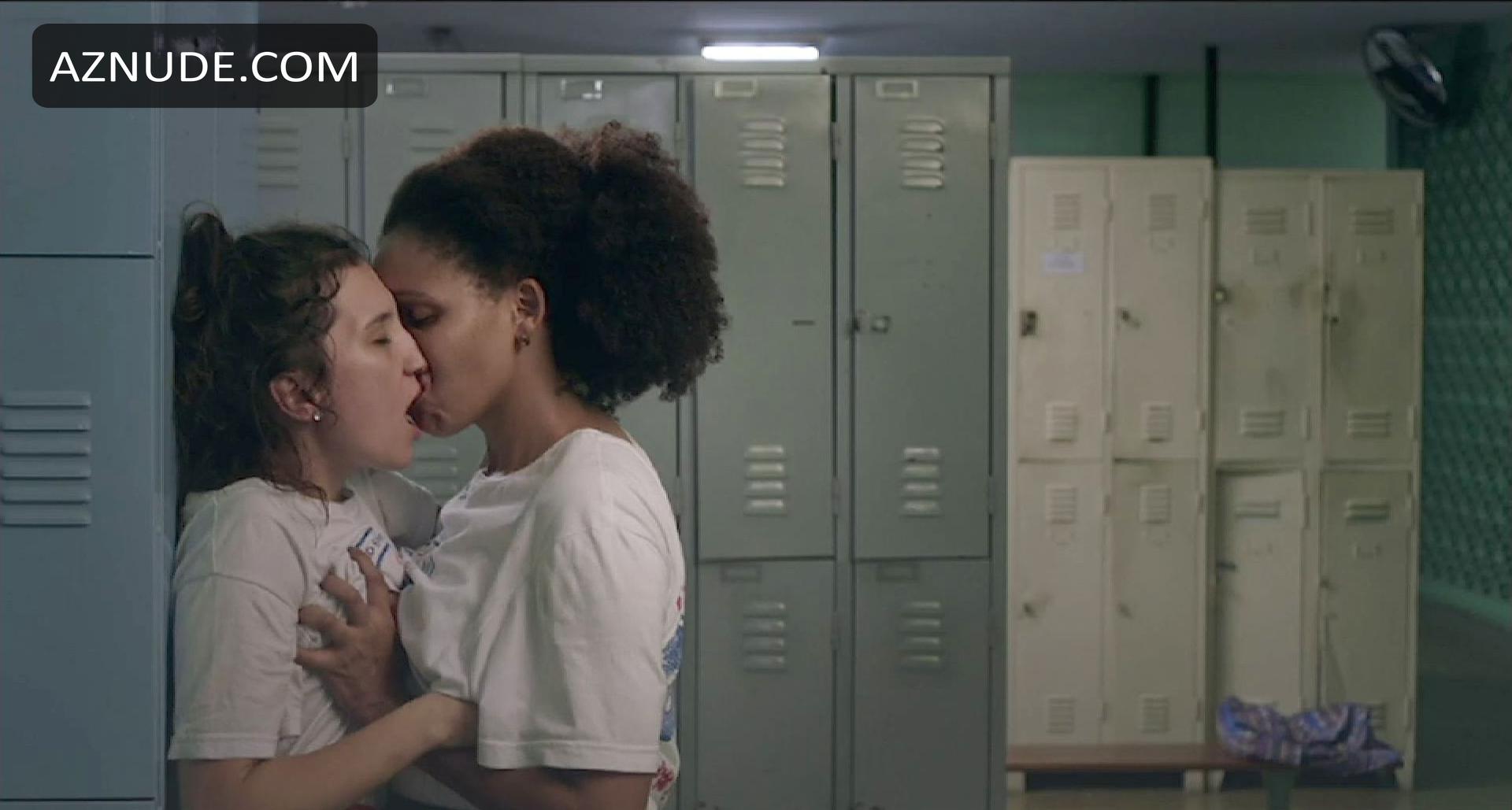 Camila lorena desnuda