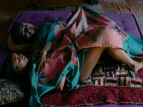 LOVIE SIMONE NUDE/SEXY SCENE IN FOREVER