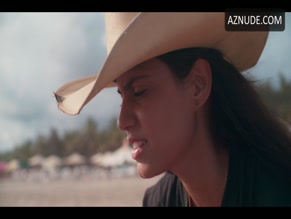 LUCIA URIBE in UNSTOPPABLE (2020-)