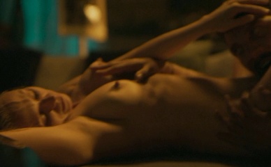 MAGDALENA BOCZARSKA NUDE/SEXY SCENE IN HEAVEN IN HELL
