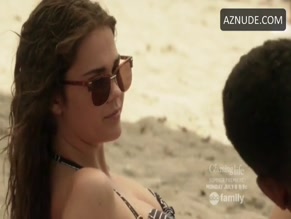 MAIA MITCHELL NUDE/SEXY SCENE IN THE FOSTERS