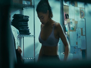 MANON BRESCH NUDE/SEXY SCENE IN PRIVILEGES