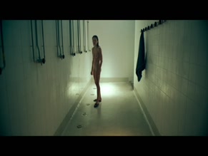 MARIIA NETAVROVANA NUDE/SEXY SCENE IN FREE FALLING