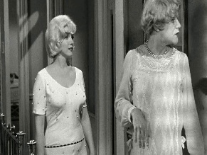 MARILYN MONROE in SOME LIKE IT HOT (1959)