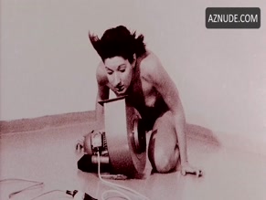 MARINA ABRAMOVIC NUDE/SEXY SCENE IN MARINA ABRAMOVIC: THE ARTIST IS PRESENT