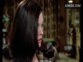 MARTINE BESWICK in DR. JEKYLL AND SISTER HYDE (1971)