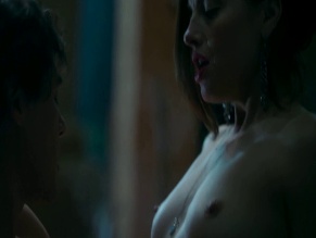 MATILDE GIOLI NUDE/SEXY SCENE IN NO PLACE TO BE SINGLE