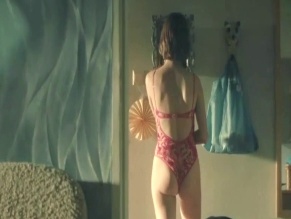 MATYLDA GIEGZNO NUDE/SEXY SCENE IN PHOTOSENSITIVE
