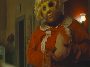 MAX LINDSEY NUDE/SEXY SCENE IN DOLLY