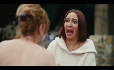 MEAGEN FAY NUDE/SEXY SCENE IN LOOT