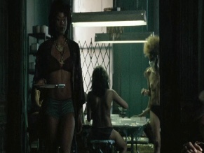 MELISSIA HILL NUDE/SEXY SCENE IN AMERICAN GANGSTER
