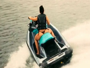 MEL MAIA NUDE/SEXY SCENE IN RULERS OF FORTUNE