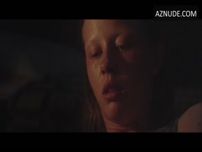 MIA GOTH NUDE/SEXY SCENE IN THE SURVIVALIST