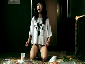MIDORI FRANCIS NUDE/SEXY SCENE IN SACCHARINE