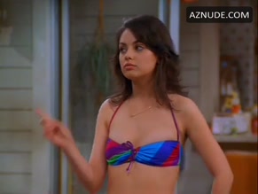 MILA KUNIS NUDE/SEXY SCENE IN THAT '70S SHOW