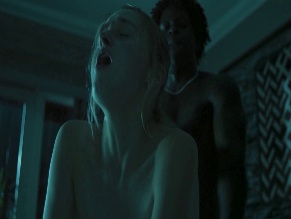 MIRIAM PETCHE in INDUSTRY