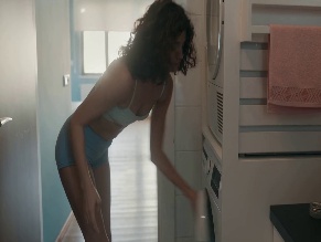 NEHIR ERDOGAN in MIRA: LIFE AFTER DIVORCE (2026)