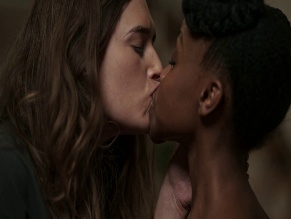 NGELEKANYO RAMULONDI,FRANCES SHOLTO-DOUGLAS NUDE/SEXY SCENE IN FATAL SEDUCTION