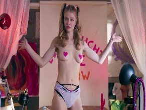 NORA ISLEI in BROKE. ALONE. A KINKY LOVE STORY (2024)