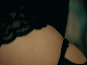 ODESSA A'ZION NUDE/SEXY SCENE IN MARTY SUPREME