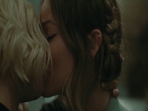 OLIVIA WILDE,PENELOPE CRUZ NUDE/SEXY SCENE IN THE INVITE