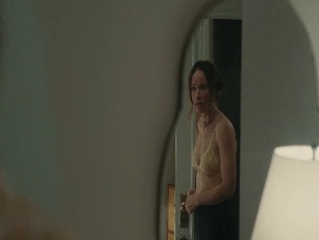 OLIVIA WILDE NUDE/SEXY SCENE IN THE INVITE