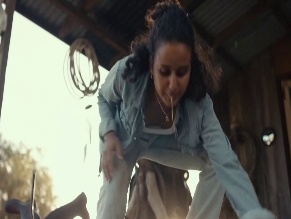 OULAYA AMAMRA NUDE/SEXY SCENE IN ANIMALE