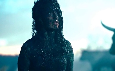 OULAYA AMAMRA NUDE/SEXY SCENE IN ANIMALE