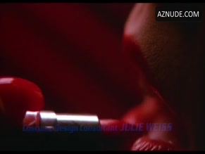 PAMELA GIDLEY NUDE/SEXY SCENE IN CHERRY 2000