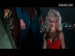 PAMELA STEPHENSON in SUPERMAN III(1983)