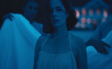 PARKER POSEY in THE WHITE LOTUS