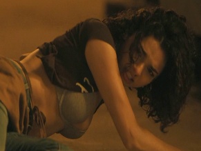 PAULINA CHAVEZ NUDE/SEXY SCENE IN LANDMAN