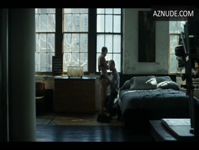 ROBIN WRIGHT NUDE/SEXY SCENE IN HOUSE OF CARDS