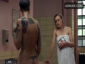 RUBY ROSE NUDE/SEXY SCENE IN ORANGE IS THE NEW BLACK