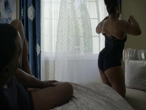 SHONEJI LORAINE NUDE/SEXY SCENE IN THE FAMILY BUSINESS