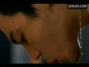 SI-HU YUN in SEX IS ZERO(2002)
