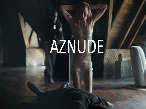 SOPHIE TURNER in TRUST