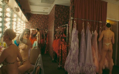 STEVIE HEPTIG NUDE/SEXY SCENE IN THE LAST SHOWGIRL