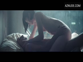 STOYA NUDE/SEXY SCENE IN A.I. RISING