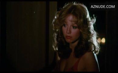 SUKI GOODWIN in Hell Night