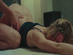 SVENJA JUNG NUDE/SEXY SCENE IN NAKED