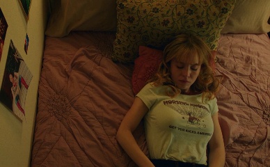 SYDNEY SWEENEY NUDE/SEXY SCENE IN AMERICANA