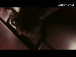 TANIA RAYMONDE NUDE/SEXY SCENE IN TEXAS CHAINSAW 3D