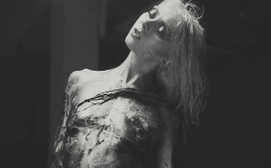 TAYLOR MOMSEN NUDE/SEXY SCENE IN FOR I AM DEATH // LIFE EVERMORE PT.2