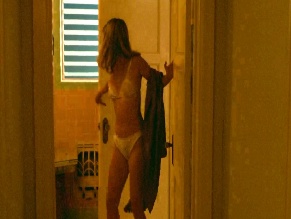 TERI GARR NUDE/SEXY SCENE IN ONE FROM THE HEART