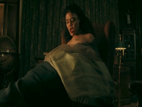 TESSA THOMPSON NUDE/SEXY SCENE IN HEDDA