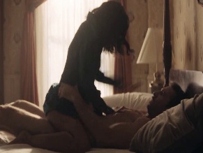 TESSA THOMPSON NUDE/SEXY SCENE IN HIS & HERS