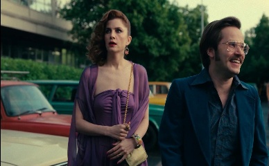 VIC MICHAELIS NUDE/SEXY SCENE IN PONIES