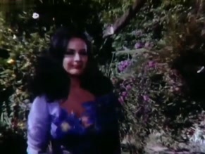 ISABEL SARLI in A BUTTERFLY IN THE NIGHT (1976)